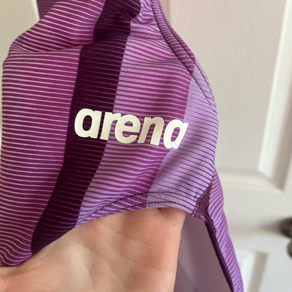 arena one piece - Picture 2 of 3